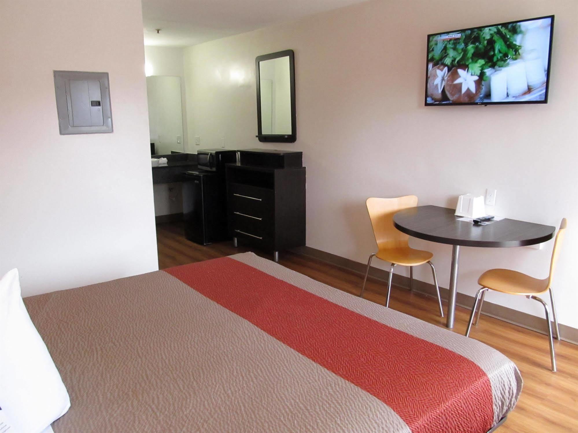 Motel 6-Greenville, Sc Экстерьер фото